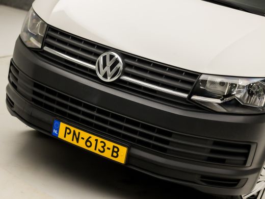 Volkswagen Transporter Kombi 2.0 TDI L2H1 8 Persoons (APPLE CARPLAY, NAVIGATIE, BLUETOOTH, AIRCO, ELEK PAKKET, ARMSTEUN, SPORT... ActivLease financial lease