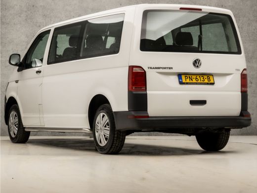 Volkswagen Transporter Kombi 2.0 TDI L2H1 8 Persoons (APPLE CARPLAY, NAVIGATIE, BLUETOOTH, AIRCO, ELEK PAKKET, ARMSTEUN, SPORT... ActivLease financial lease
