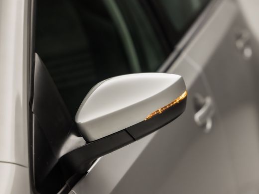 Volkswagen up! 1.0 Sportline (5-DEURS, AIRCO, BLUETOOTH, GETINT GLAS, NIEUWE APK, SPORTSTOELEN, START/STOP, NIEU... ActivLease financial lease