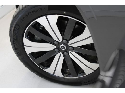 Volvo  XC60 Volvo T8 455PK Long Range Plus | Trekhaak | 360º view | Adapt LED | All Season | Panoramadak ActivLease financial lease