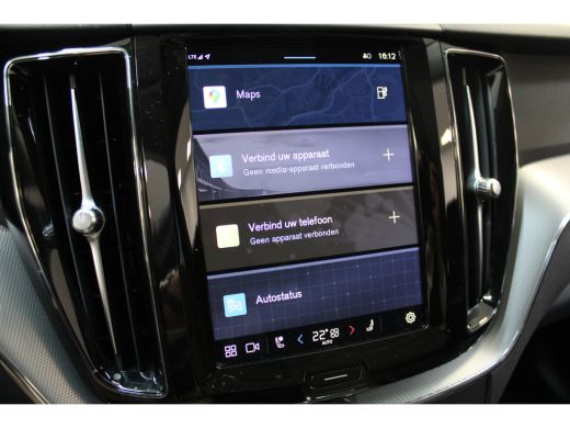 Volvo  XC60 Volvo T8 455PK Long Range Plus | Trekhaak | 360º view | Adapt LED | All Season | Panoramadak ActivLease financial lease