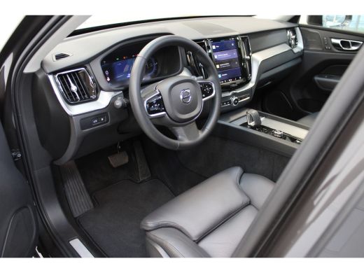 Volvo  XC60 Volvo T8 455PK Long Range Plus | Trekhaak | 360º view | Adapt LED | All Season | Panoramadak ActivLease financial lease