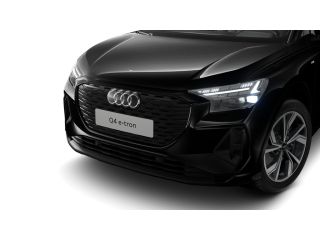 Audi Q4 Sportback e-tron Audi S edition | Achterklep, automatisch bedienbaar | Achteruitrijcamera | Adaptive cruise control