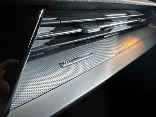 Audi A3 Sportback 45 245pk TFSI e S edition Competition / Stoelverwarming voorin / Adaptive cruise contro... ActivLease financial lease