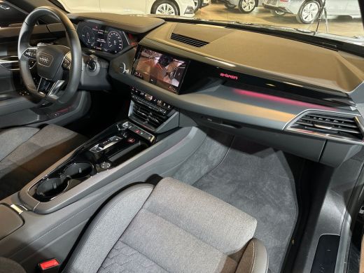 Audi e-tron GT Competition e-tron GT 476pk 95Kwh Sportback Elektr. aandrijving quattro / Assistentiepakket Tour ... ActivLease financial lease