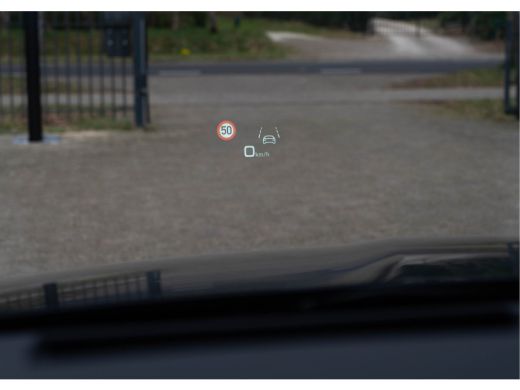 Audi e-tron S Quattro 371kW / Luchtvering/ Standkachel/ Head-Up Display/ Trekhaak/ Panoramadak/ 371kW (504PK) ActivLease financial lease