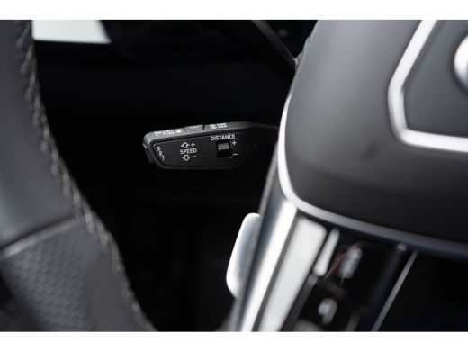 Audi e-tron S Quattro 371kW / Luchtvering/ Standkachel/ Head-Up Display/ Trekhaak/ Panoramadak/ 371kW (504PK) ActivLease financial lease