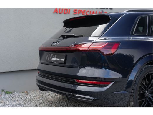 Audi e-tron S Quattro 371kW / Luchtvering/ Standkachel/ Head-Up Display/ Trekhaak/ Panoramadak/ 371kW (504PK) ActivLease financial lease