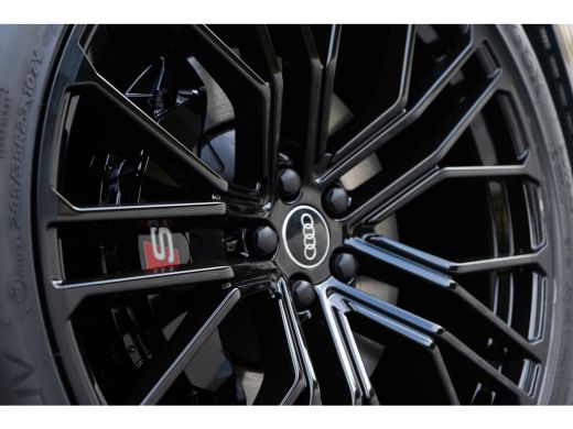 Audi e-tron S Quattro 371kW / Luchtvering/ Standkachel/ Head-Up Display/ Trekhaak/ Panoramadak/ 371kW (504PK) ActivLease financial lease