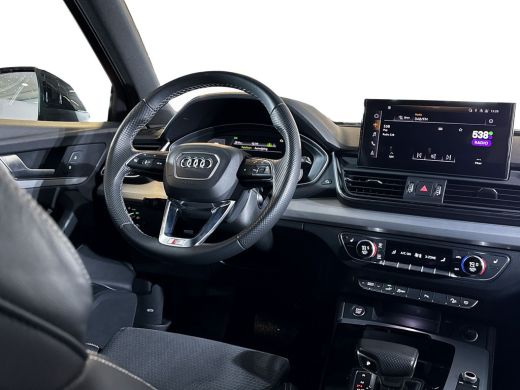 Audi Q5 55 368pk TFSI e S edition / Assistentiepakket Tour / Adaptive cruise control / Sportstoelen voorin ActivLease financial lease