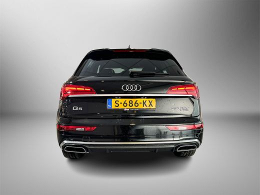 Audi Q5 55 368pk TFSI e S edition / Assistentiepakket Tour / Adaptive cruise control / Sportstoelen voorin ActivLease financial lease