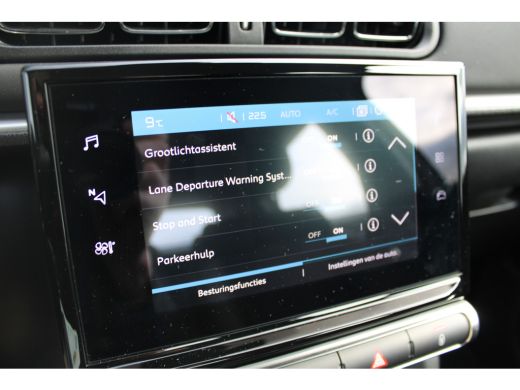 Citroën C3 Citroen 1.2 PureTech C-Series | Airco (automatisch) | Cruise control | Navigatiesysteem full map ActivLease financial lease