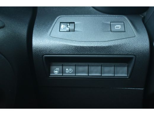 Fiat E-Doblò 136 L1 50 kWh | Adaptive Cruise | Navigatie | Stuurverwarming | Parkeersensoren | Climate Control... ActivLease financial lease