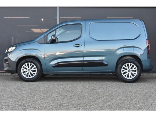 Fiat E-Doblò 136 L1 50 kWh | Adaptive Cruise | Navigatie | Stuurverwarming | Parkeersensoren | Climate Control... ActivLease financial lease