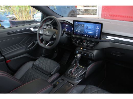 Ford FOCUS Wagon Ford 1.0 Eco. Hybrid 155pk Aut. ST-Line X UNIEK | Verlaagd | Rode gordels | 19" Performance velge... ActivLease financial lease