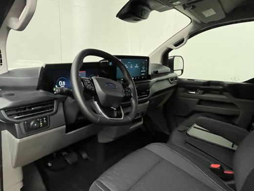 Ford Transit Custom 320 2.0 TDCI 170PK L2H1 Limited | B&O audio! | Camera | Standkachel | Stoelverwarming | 2500KG Tr... ActivLease financial lease