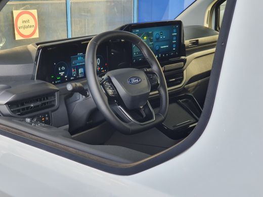 Ford Transit Custom Ford 320 2.5 PHEV L2H1 Sport | Dubbel Cabine | Driver Assistance Pack | 19 inch | Trekhaak | B&O ... ActivLease financial lease