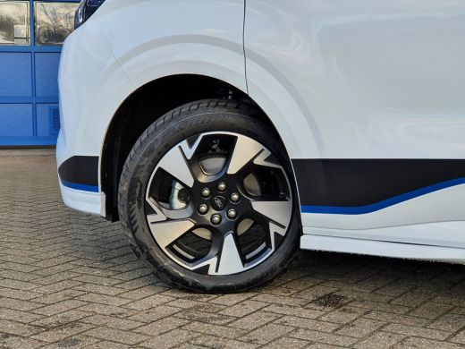 Ford Transit Custom Ford 320 2.5 PHEV L2H1 Sport | Dubbel Cabine | Driver Assistance Pack | 19 inch | Trekhaak | B&O ... ActivLease financial lease