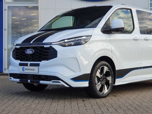 Ford Transit Custom Ford 320 2.5 PHEV L2H1 Sport | Dubbel Cabine | Driver Assistance Pack | 19 inch | Trekhaak | B&O ... ActivLease financial lease