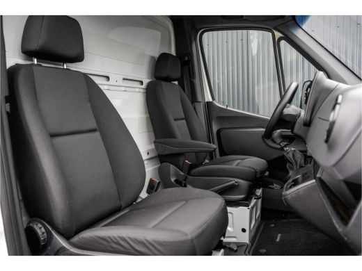 Mercedes Sprinter 314 CDI Bakwagen met laadklep | Mbux | Euro 6 | Climate | Camera | Carplay ActivLease financial lease