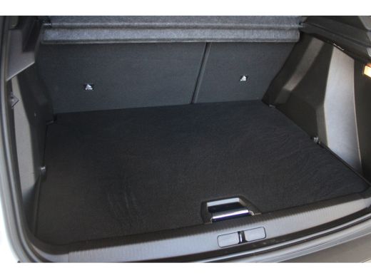 Peugeot 2008 1.2 Turbo 130-PK Allure EAT8 PARKEERCAMERA | NAVI | ADAPTIVE CRUISE | FULL LED | DAB+ ActivLease financial lease