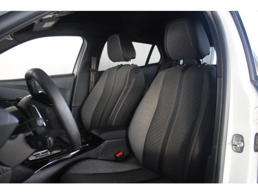 Peugeot 2008 1.2 Turbo 130-PK Allure EAT8 PARKEERCAMERA | NAVI | ADAPTIVE CRUISE | FULL LED | DAB+ ActivLease financial lease