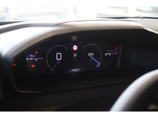 Peugeot 2008 Peugeot 1.2 Turbo 130-PK Allure EAT8 | Airco (automatisch) | Apple Carplay/Android Auto|telefooni... ActivLease financial lease