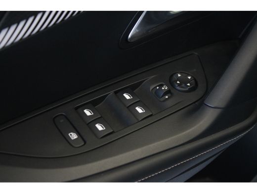 Peugeot 2008 Peugeot 1.2 Turbo 130-PK Allure EAT8 | Airco (automatisch) | Apple Carplay/Android Auto|telefooni... ActivLease financial lease