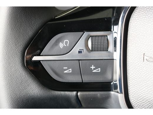Peugeot 208 1.2 PureTech 75 Style | Parkeer sensor achter | Apple carplay | Led koplampen | Airco | Cruise co... ActivLease financial lease