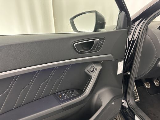 Seat Ateca 1.5 TSI FR Business Intense *PANO | LEATHER-MICROFIBRE | FULL-LED | MEMORY-PACK | TOP-VIEW | BEAT... ActivLease financial lease