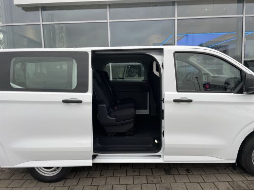 Volkswagen e-Transporter L1 64 kWh | 136PK | 9 Persoons | Trekhaak ActivLease financial lease