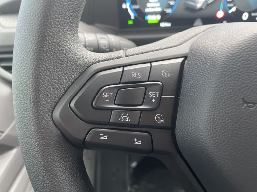 Volkswagen e-Transporter L1 64 kWh | 136PK | 9 Persoons | Trekhaak ActivLease financial lease