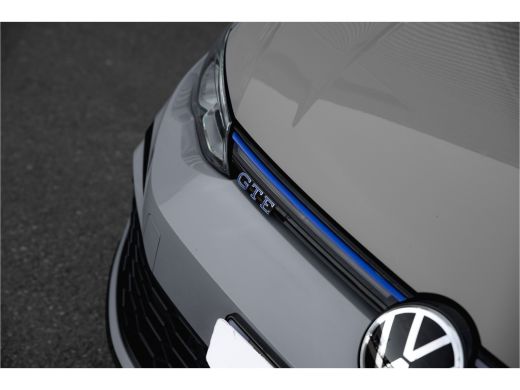 Volkswagen Golf 1.4 eHybrid GTE 245 pk | Winterpakket | Navigatie | Carplay ActivLease financial lease