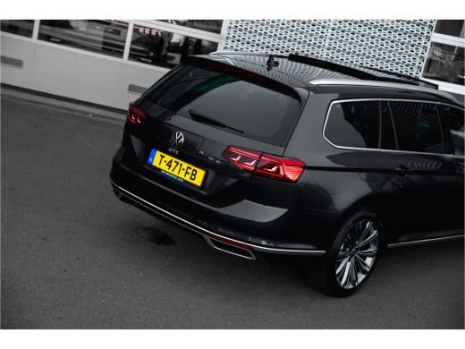 Volkswagen Passat Variant 1.4 TSI PHEV GTE Business | Panoramadak | Carplay | Camera | Navigatie ActivLease financial lease