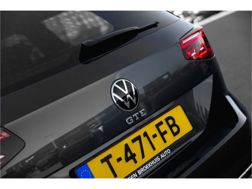 Volkswagen Passat Variant 1.4 TSI PHEV GTE Business | Panoramadak | Carplay | Camera | Navigatie ActivLease financial lease