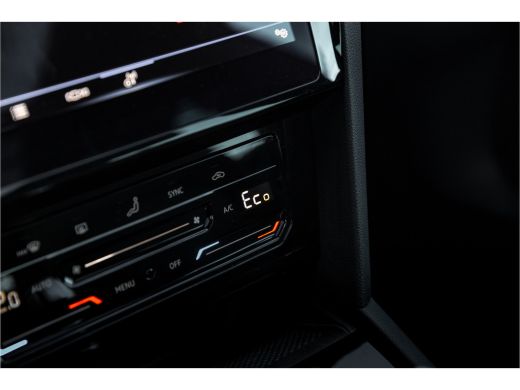 Volkswagen Passat Variant 1.4 TSI PHEV GTE Business | Panoramadak | Carplay | Camera | Navigatie ActivLease financial lease