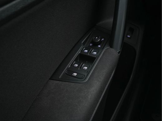 Volkswagen Tiguan 1.5 TSI ACT Comfortline Business *ADAPTIVE-CRUISE | NAVI-FULLMAP | KEYLESS | CAMERA | BLINDSPOT |... ActivLease financial lease