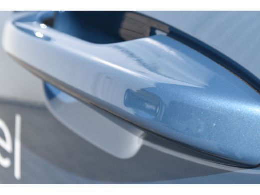 Volvo  C40 Volvo Single Motor Extended Range Plus 82 kWh | FjordBlue | Stoel&Stuur Verwarming ActivLease financial lease