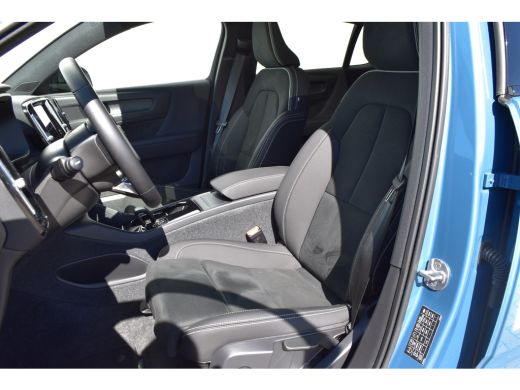 Volvo  C40 Volvo Single Motor Extended Range Plus 82 kWh | FjordBlue | Stoel&Stuur Verwarming ActivLease financial lease