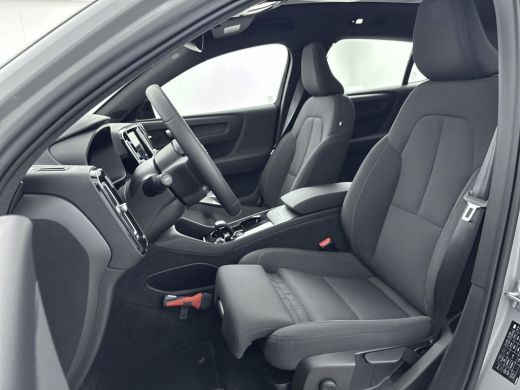 Volvo  C40 Single Motor Extened Range Core 82 kWh | Stoel + Stuurverwarming | Warmtepomp | PDC + Camera | An... ActivLease financial lease