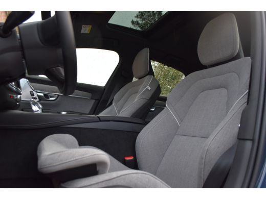Volvo  S90 Volvo T8 AWD Ultimate Bright | TailordWool | B&W Audio | Demo Voordeel! ActivLease financial lease