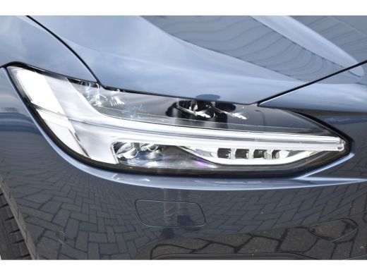 Volvo  S90 Volvo T8 AWD Ultimate Bright | TailordWool | B&W Audio | Demo Voordeel! ActivLease financial lease