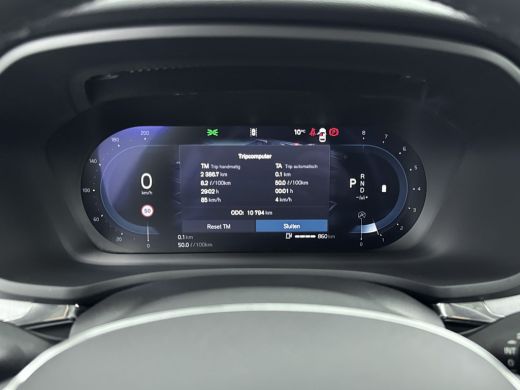 Volvo  V60 2.0 B3 Essential Edition | Stoel verw. V+A | Stuurwielverw. | PDC + Camera | Android auto / Apple... ActivLease financial lease