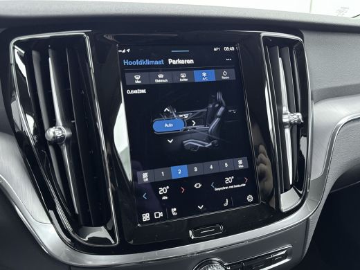 Volvo  V60 2.0 T6 Plug-in hybrid AWD Core Bright | BLIS | Voorruitverwarming | Stoelverw. V+A | Stuurverw. |... ActivLease financial lease