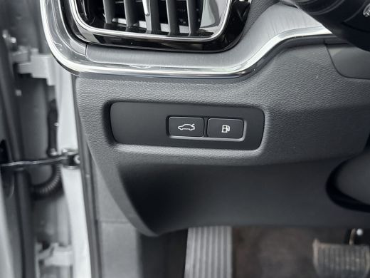 Volvo  V60 2.0 T6 Plug-in hybrid AWD Core Bright | BLIS | Voorruitverwarming | Stoelverw. V+A | Stuurverw. |... ActivLease financial lease