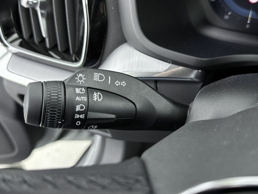 Volvo  V60 2.0 T6 Plug-in hybrid AWD Core Bright | BLIS | Voorruitverwarming | Stoelverw. V+A | Stuurverw. |... ActivLease financial lease
