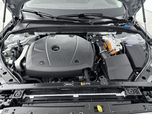 Volvo  V60 2.0 T6 Plug-in hybrid AWD Core Bright | BLIS | Voorruitverwarming | Stoelverw. V+A | Stuurverw. |... ActivLease financial lease
