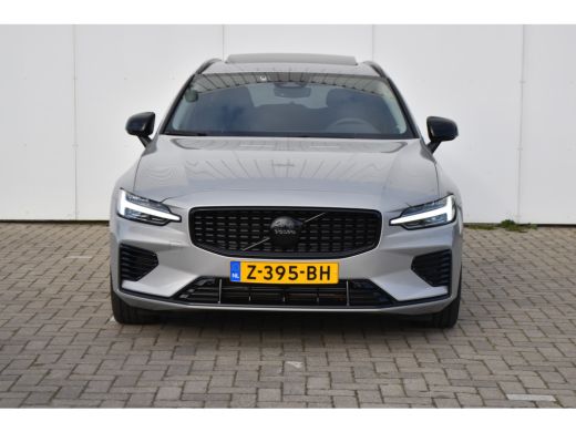 Volvo  V60 Volvo T6 Plug-in hybrid AWD Plus Dark | Keyless | Pano | Trekhaak | Stoel/Stuurverwarming | ActivLease financial lease
