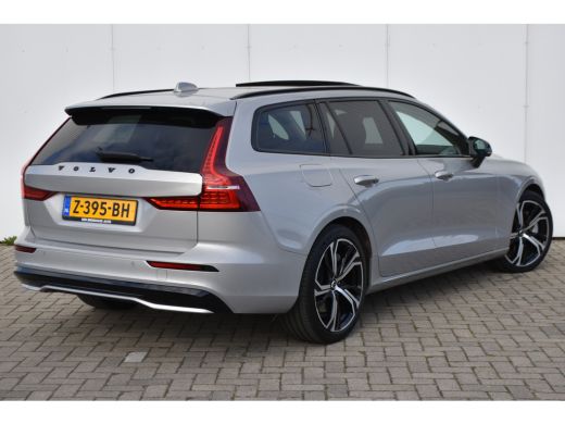 Volvo  V60 Volvo T6 Plug-in hybrid AWD Plus Dark | Keyless | Pano | Trekhaak | Stoel/Stuurverwarming | ActivLease financial lease