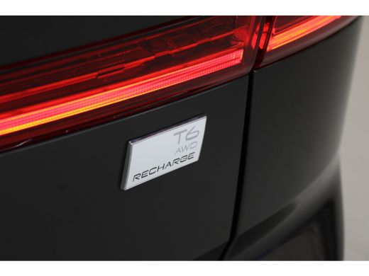 Volvo  XC60 T6 350PK AWD Plus Bright | All Season | Panoramadak | Adapt LED | Iso Glas | Alarm ActivLease financial lease